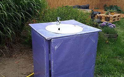 Handwasunit stromend water